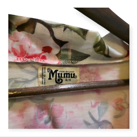 Show Me Your Mumu Brie Short Robe Garden of Blooms Floral Wrap O/S - Picture 3 of 5